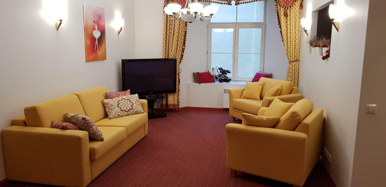 Tallinnhousing Old Town Homes - 1 Bdr Apartment In Vene Dış mekan fotoğraf